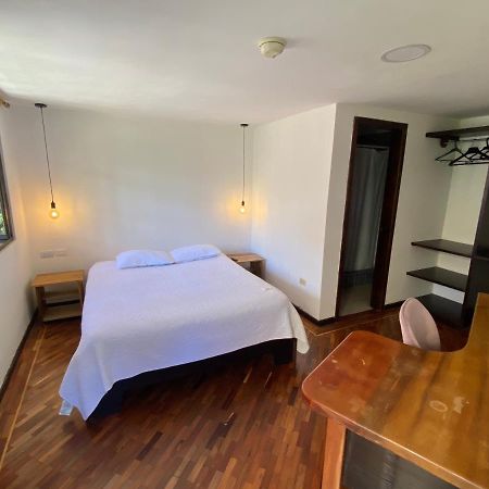 קיטו Hostal Alcala מראה חיצוני תמונה