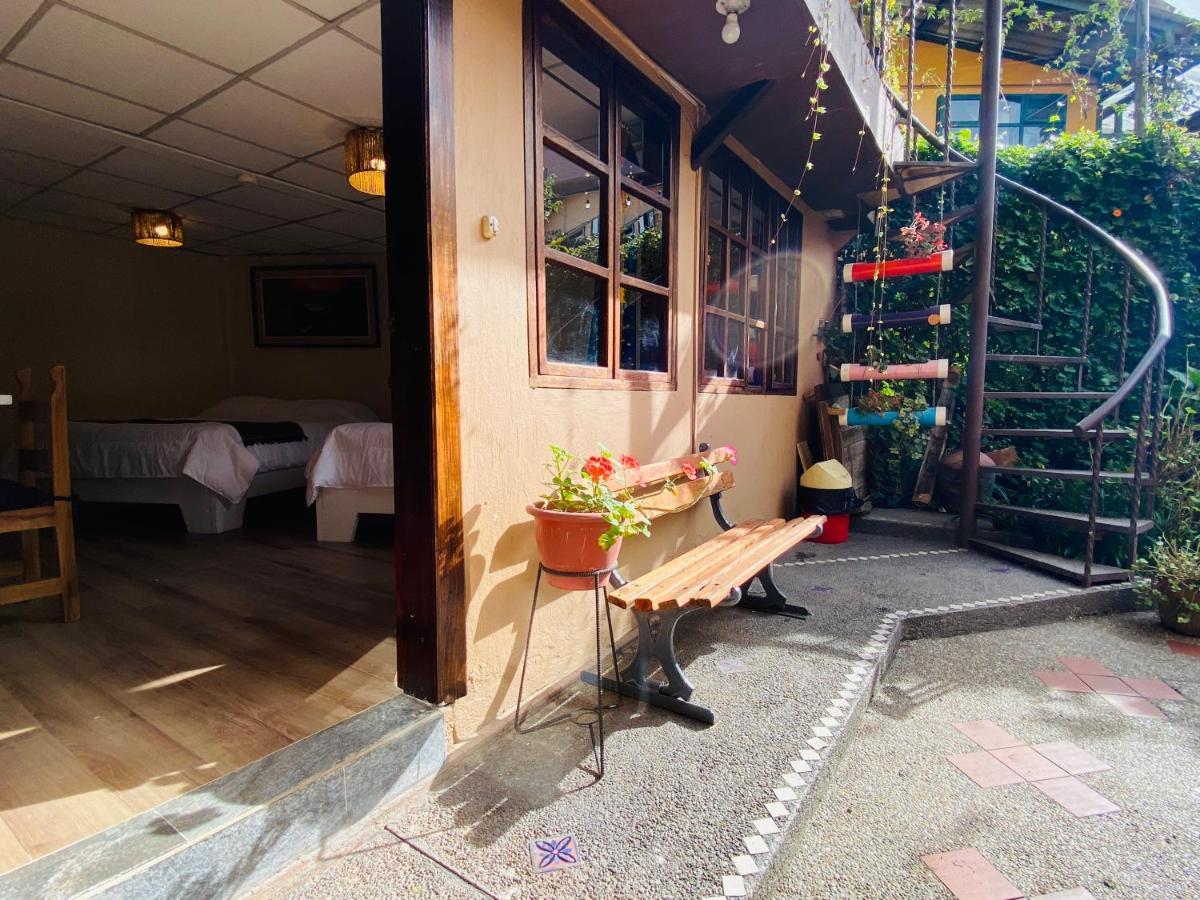 קיטו Hostal Alcala מראה חיצוני תמונה